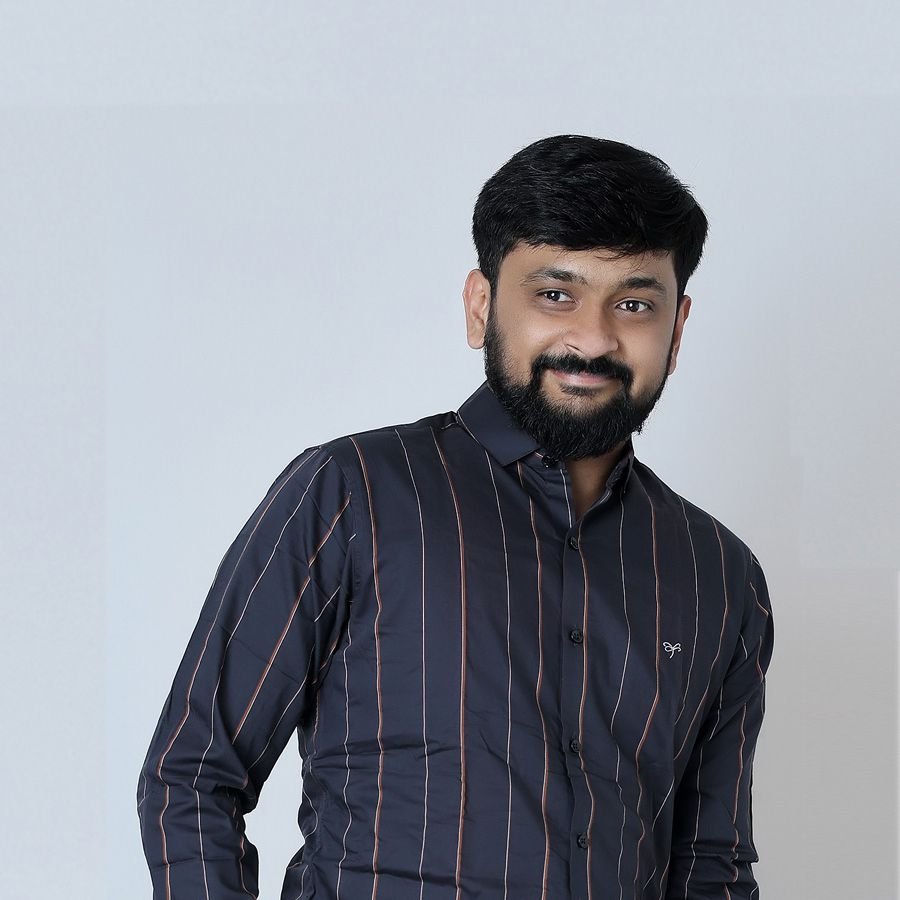 Meet Yash Dadhaniya: Expert Freelance WordPress Developer & Digital Marketer!